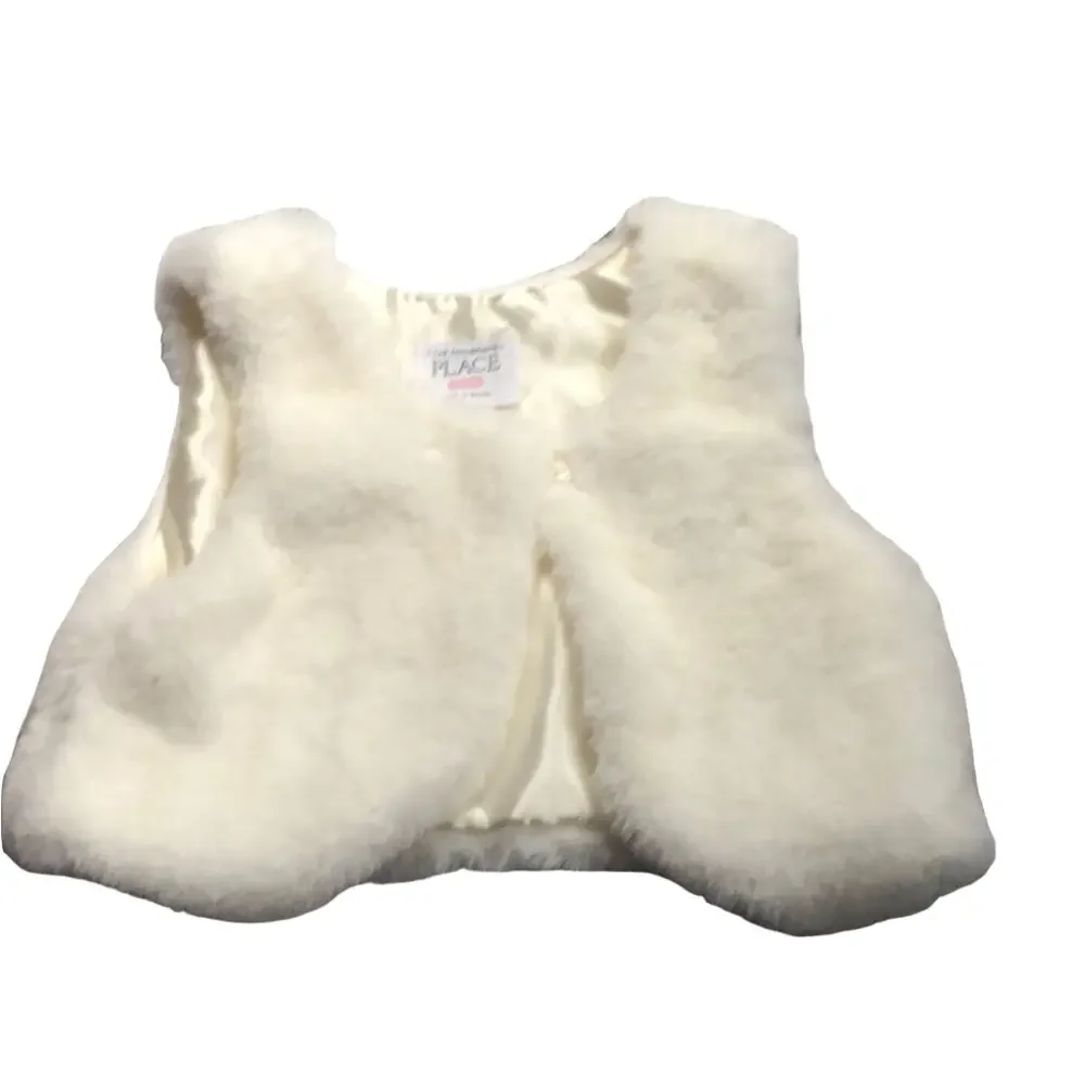 🍭*6/$30* Children’s Place Faux Fur Vest 9-12 m